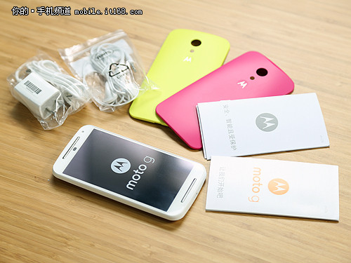 雙彩殼雙卡雙4G售1299元 新MOTO G評測 手機軟硬件